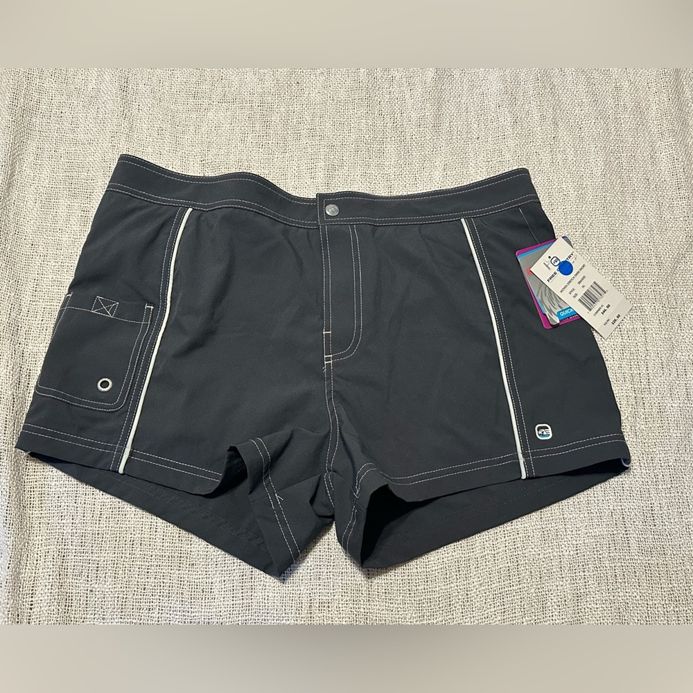 NWT Womens Free Country Shorts